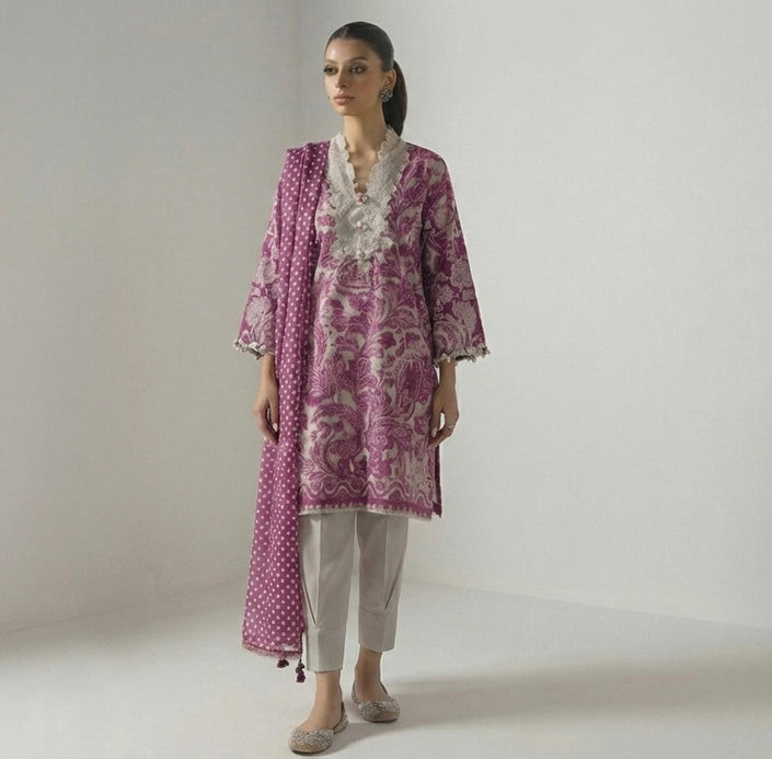 Sana Safinaz Embroidered Lawn Suits Unstitched 2 Piece